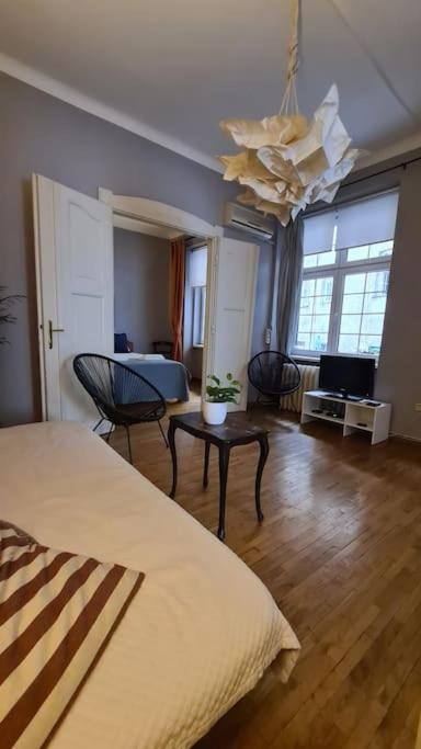 Your Royal 2 Bedroom City Center Stay Belgrad Dış mekan fotoğraf